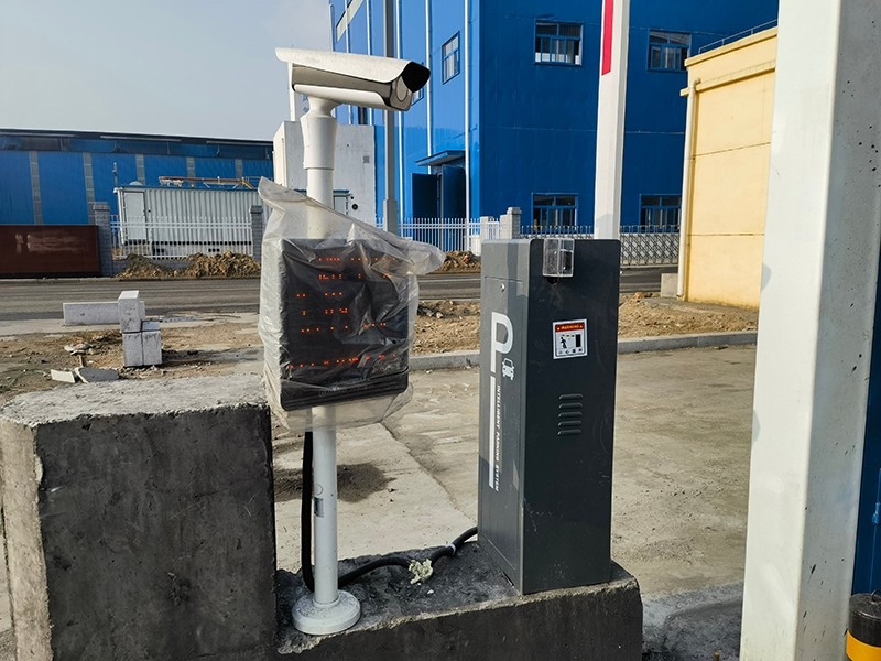 智能龍門洗車機(jī)